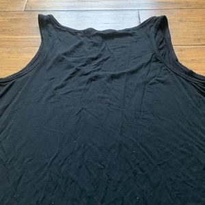 Old Navy Tops - 5 for $25 - Black Tank Top w/ Curved Hem Old Navy Tops - 5 for $25 - Black Tank Top w/ Curved Hem